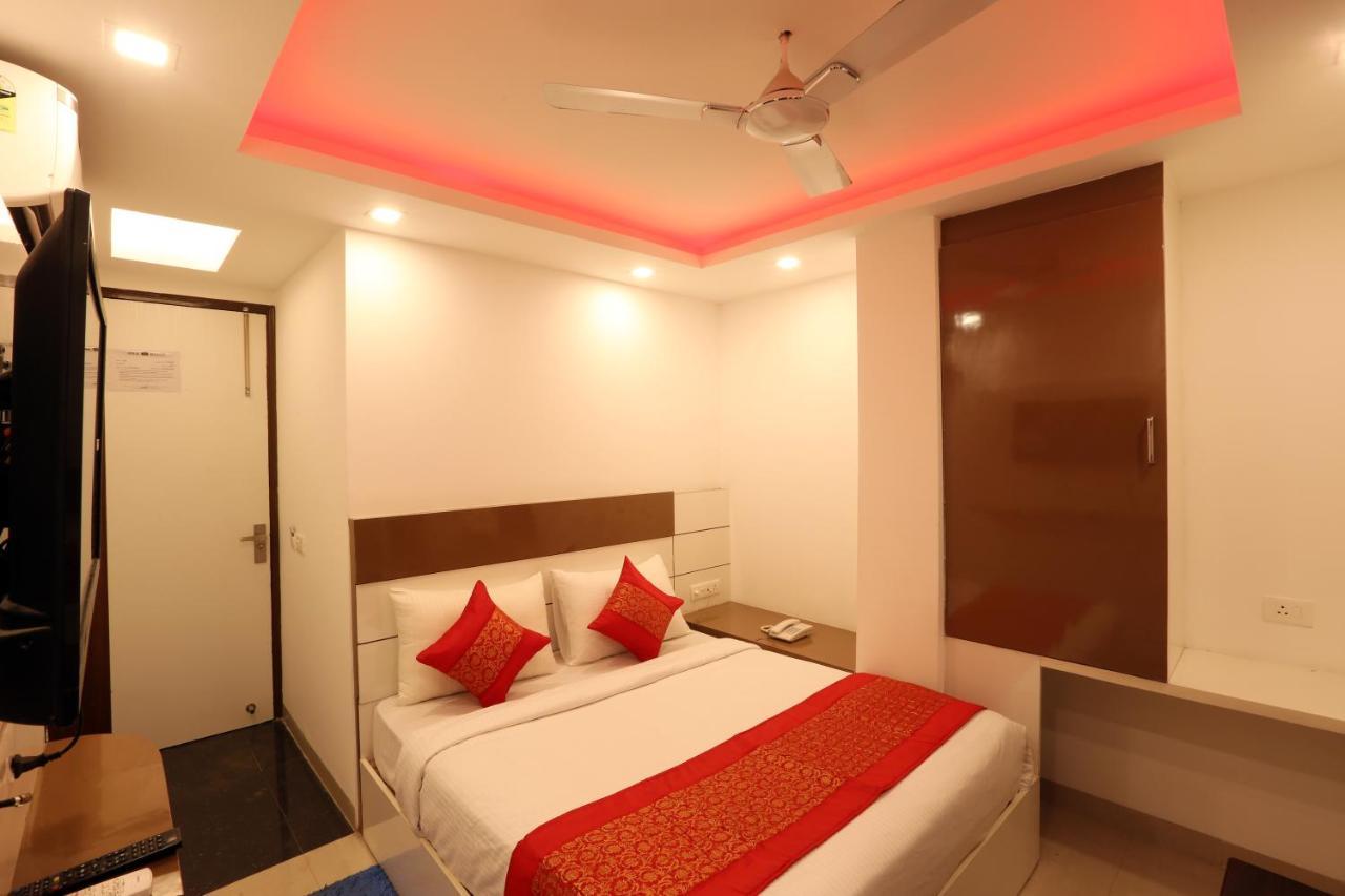 Hotel Ark Suites At Delhi Airport Neu-Delhi Exterior foto